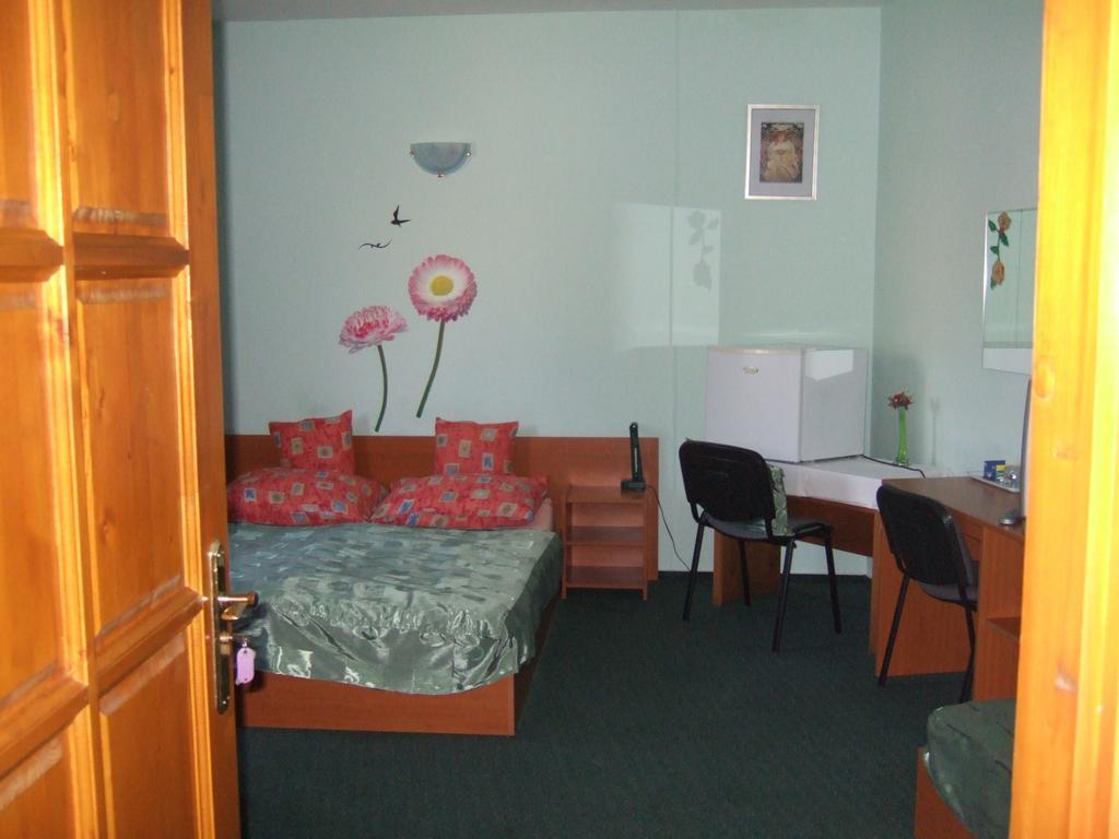 Timarhaz Panzio Bed & Breakfast Szeged Bilik gambar